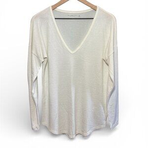 Abercrombie & Fitch Cream V-Neck Long Sleeve Legging Tee, Women’s Medium